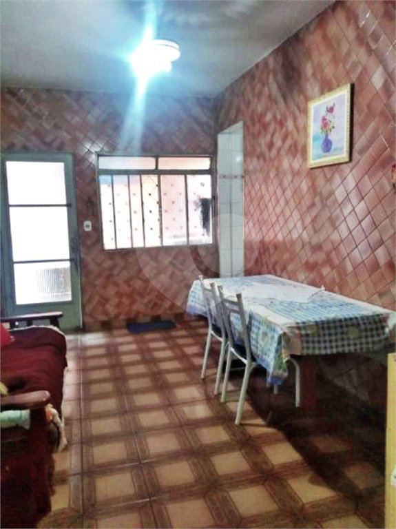 Sobrado à venda com 4 quartos em Parada Inglesa, São Paulo, SP