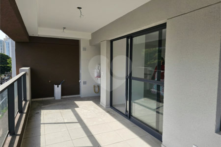 Apartamento à venda com 3 quartos, sendo 1 suíte, em Alto da Boa Vista, São Paulo, SP