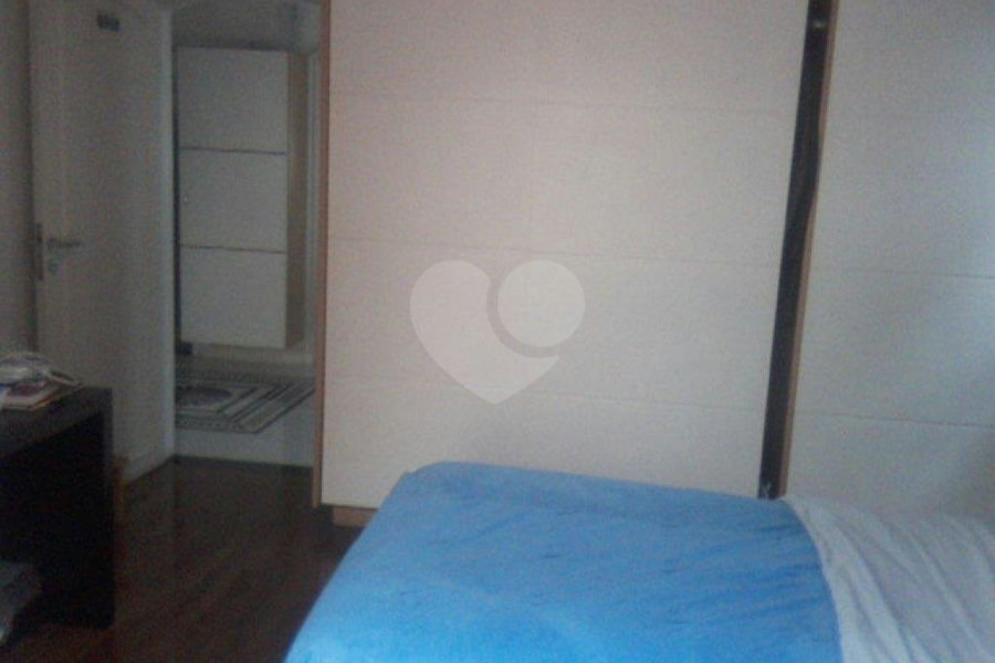 Sobrado à venda com 5 quartos, sendo 1 suíte, em Imirim, São Paulo, SP