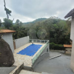 Casa à venda com 4 quartos, sendo 1 suíte, no condomínio Parque Suiça, Caieiras - SP