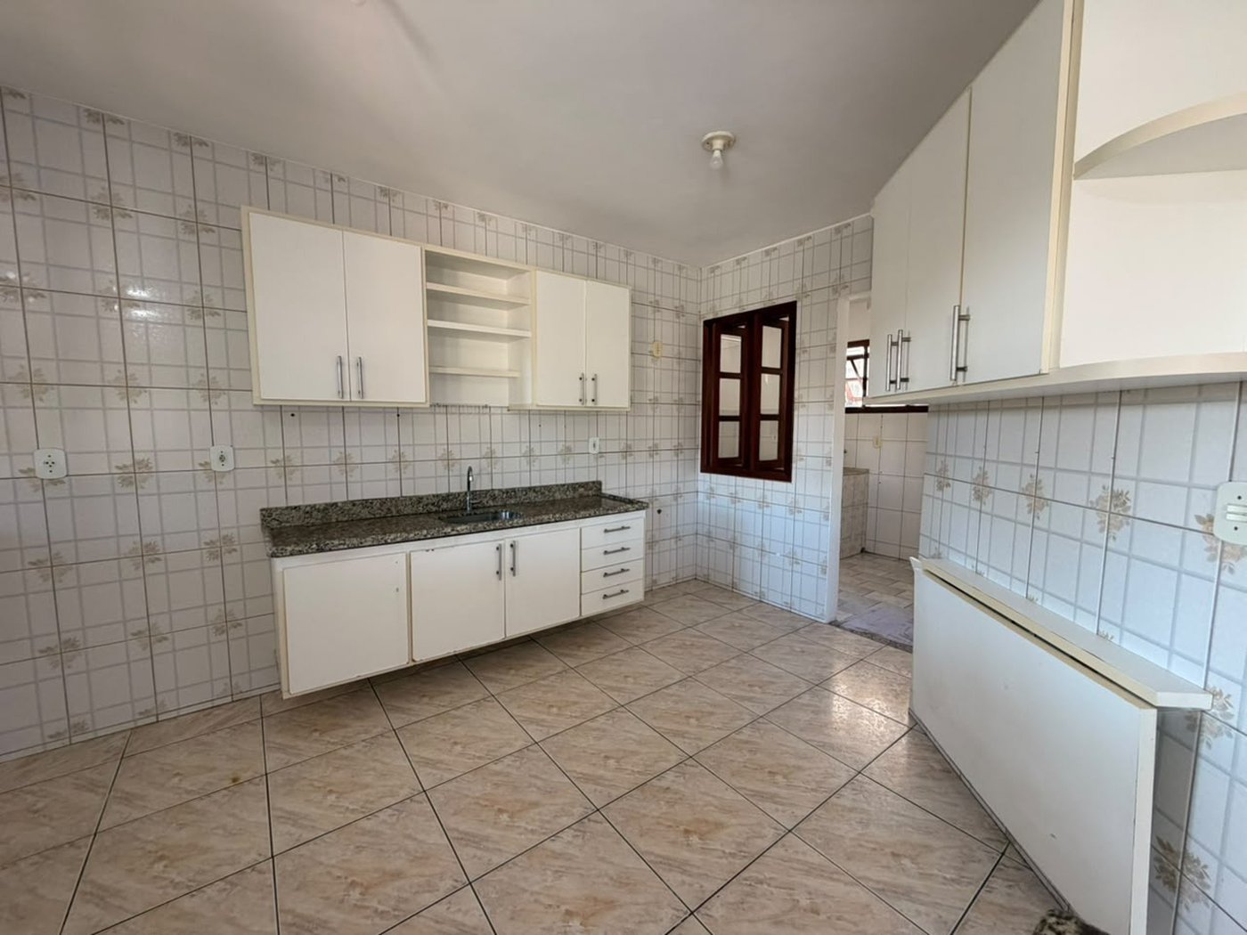 Apartamento com 3 quartos, sendo 1 suíte, Paraíso dos Pataxós, Porto Seguro - BA