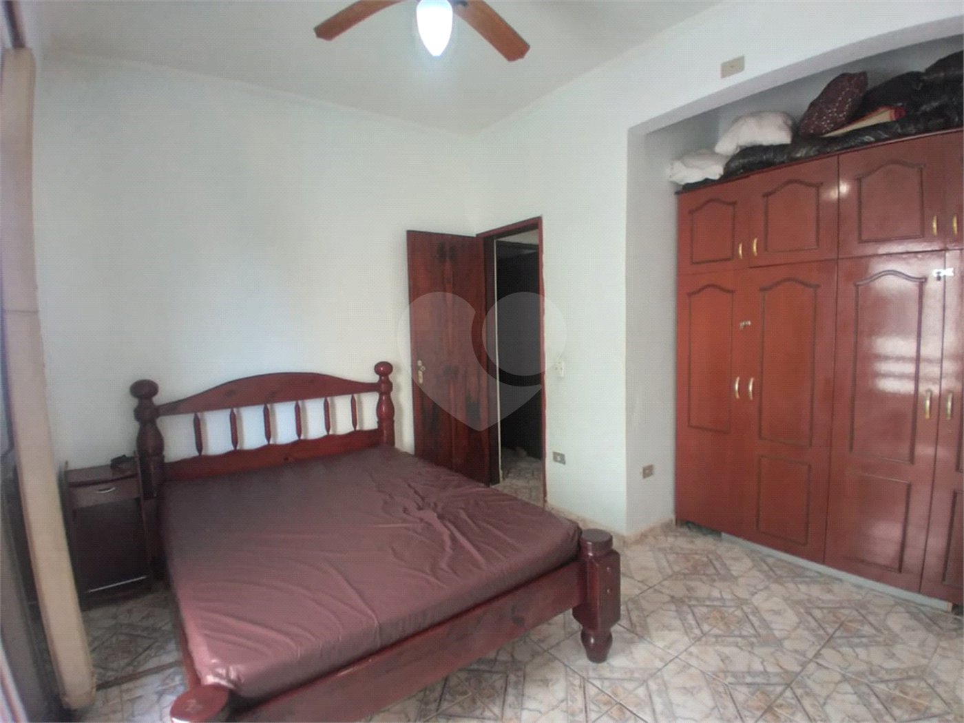 Apartamento à venda com 2 quartos, sendo 1 suíte, em Jardim Praia Grande, Mongaguá, SP