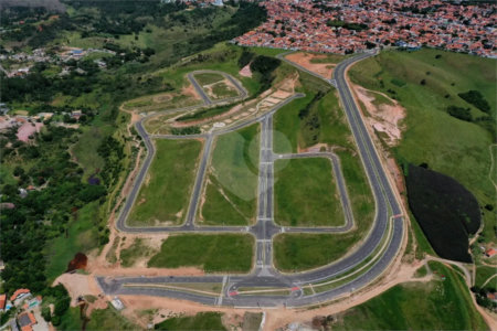 Terreno à venda em Jardim Portugal, São José dos Campos, SP