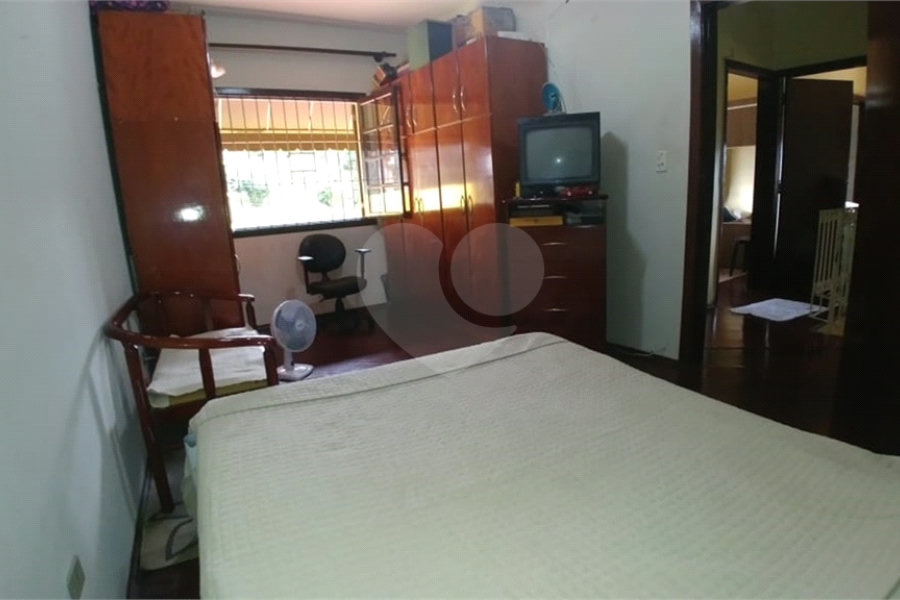 Sobrado à venda com 3 quartos, sendo 1 suíte,  em Tremembé, São Paulo, SP