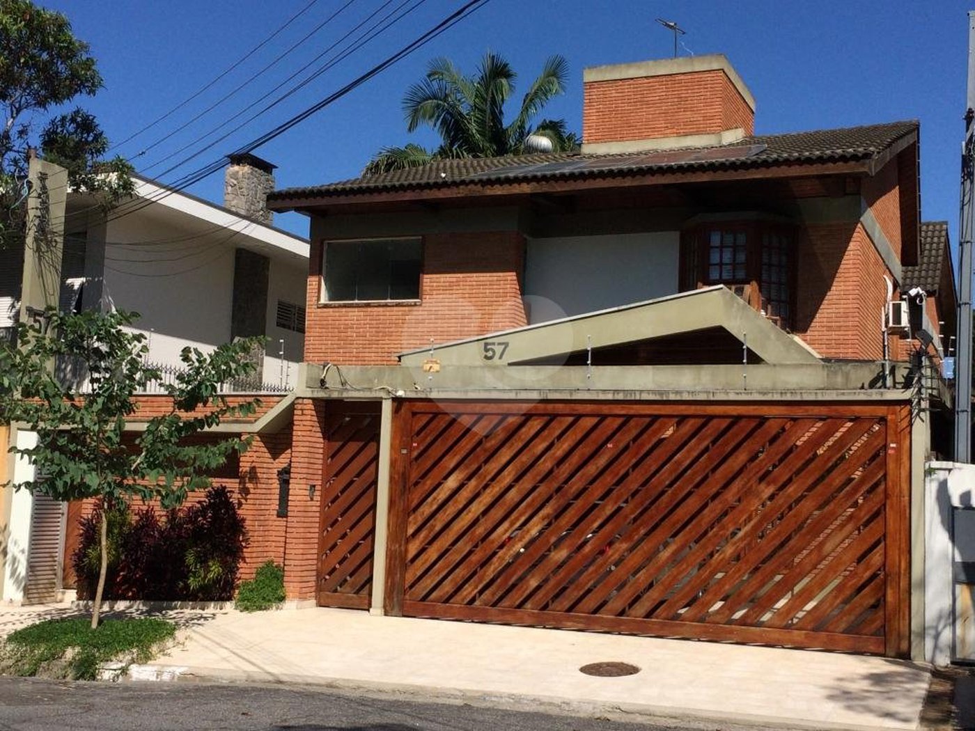 Sobrado à venda com 4 quartos, sendo 2 suítes, em Granja Julieta, São Paulo, SP