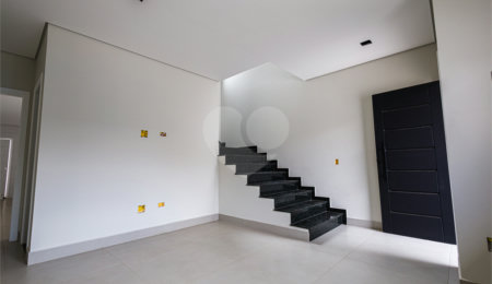 Casa à venda com 3 suítes em Jardim Santa Mena, Guarulhos, SP