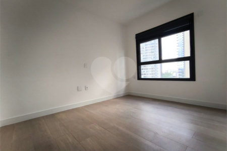 Apartamento à venda ou para alugar com 3 suítes em Água Branca, São Paulo, SP