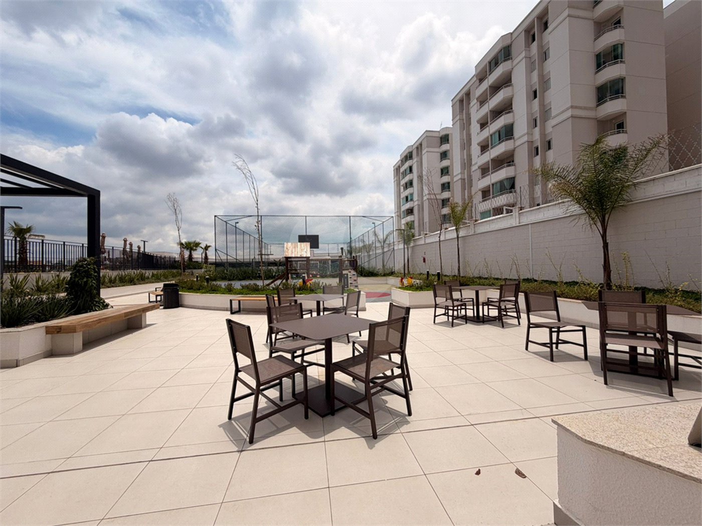 Apartamento à venda com 2 quartos, sendo 1 suíte, em Jardim Guarujá, Sorocaba, SP