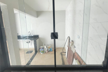 Casa à venda com 4 quartos, sendo 1 suíte, em Campo Grande, Rio de Janeiro, RJ