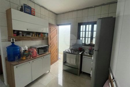 Casa Térrea à venda com 2 quartos, sendo 1 suíte, em Vila Suissa, Mogi das Cruzes, SP