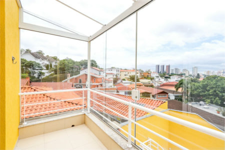 Casa à venda com 4 quartos, sendo 1 suíte, em Jardim Franca, São Paulo, SP