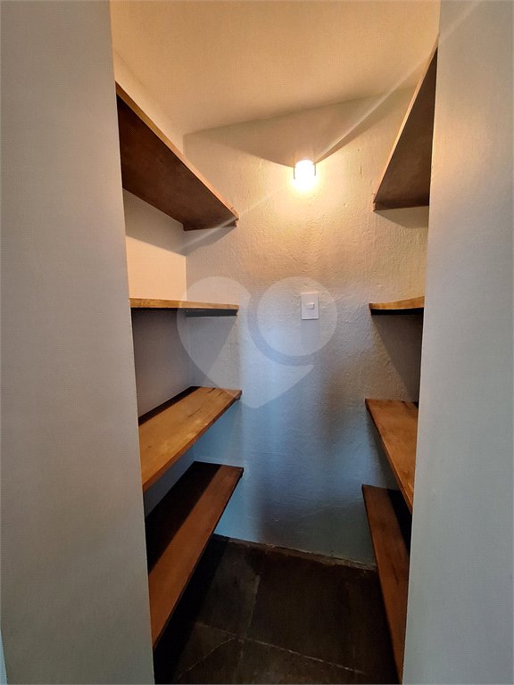 Casa para alugar com 5 quartos no Centro, Vinhedo, SP