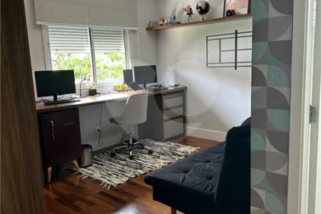 Casa à venda com 3 quartos, sendo 2 suítes, no condomínio Paulistano 2ª Fase, São Paulo - SP