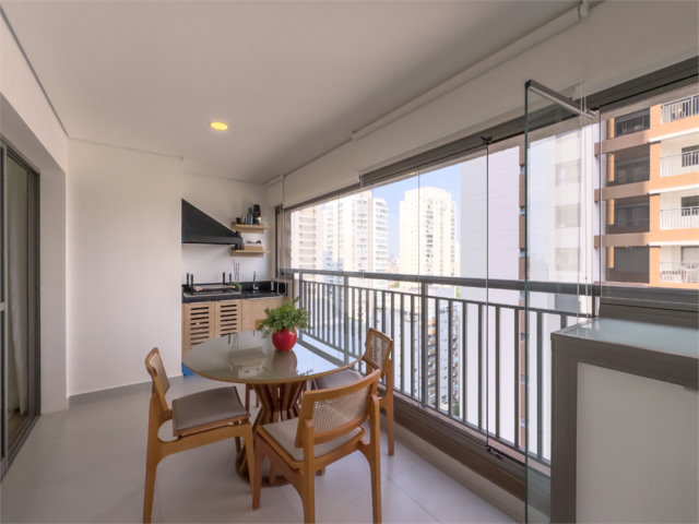 Apartamento à venda com 2 quartos, sendo 1 suíte,  em Jardim Prudência, São Paulo, SP