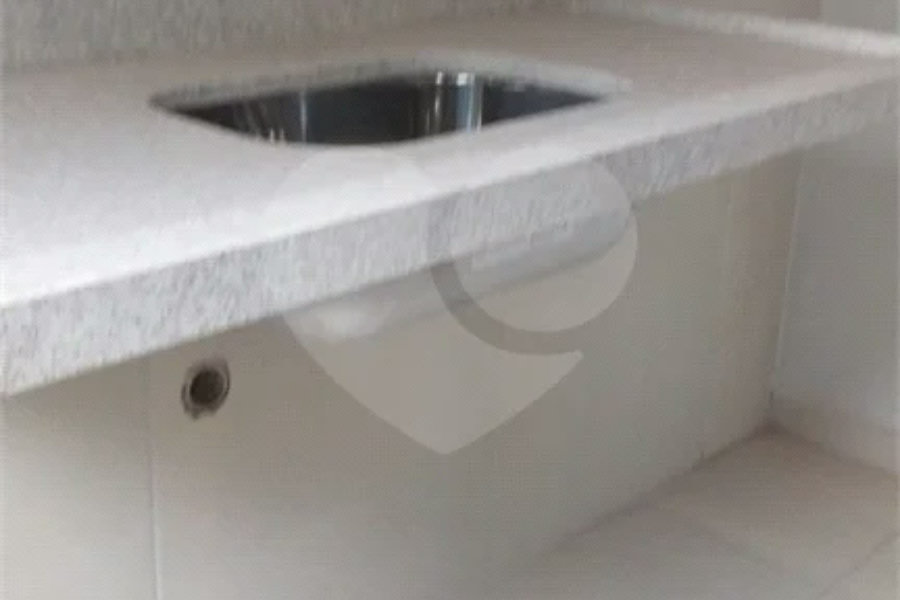 Apartamento à venda com 2 quartos em Itaquera, São Paulo, SP