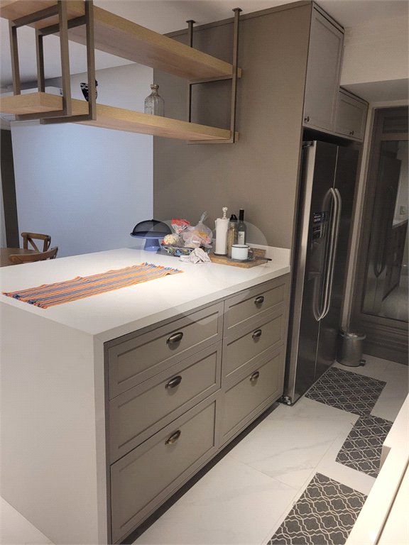 Apartamento à venda com 3 suítes em Indianópolis, São Paulo, SP