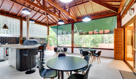 Casa à venda com 4 suítes em Chácara Monte Alegre, São Paulo, SP