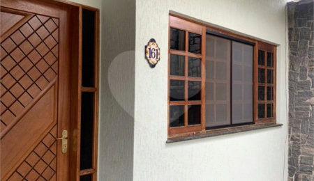 Casa à venda com 3 quartos, sendo 1 suíte,  em Parque Santa Rosa, Suzano, SP