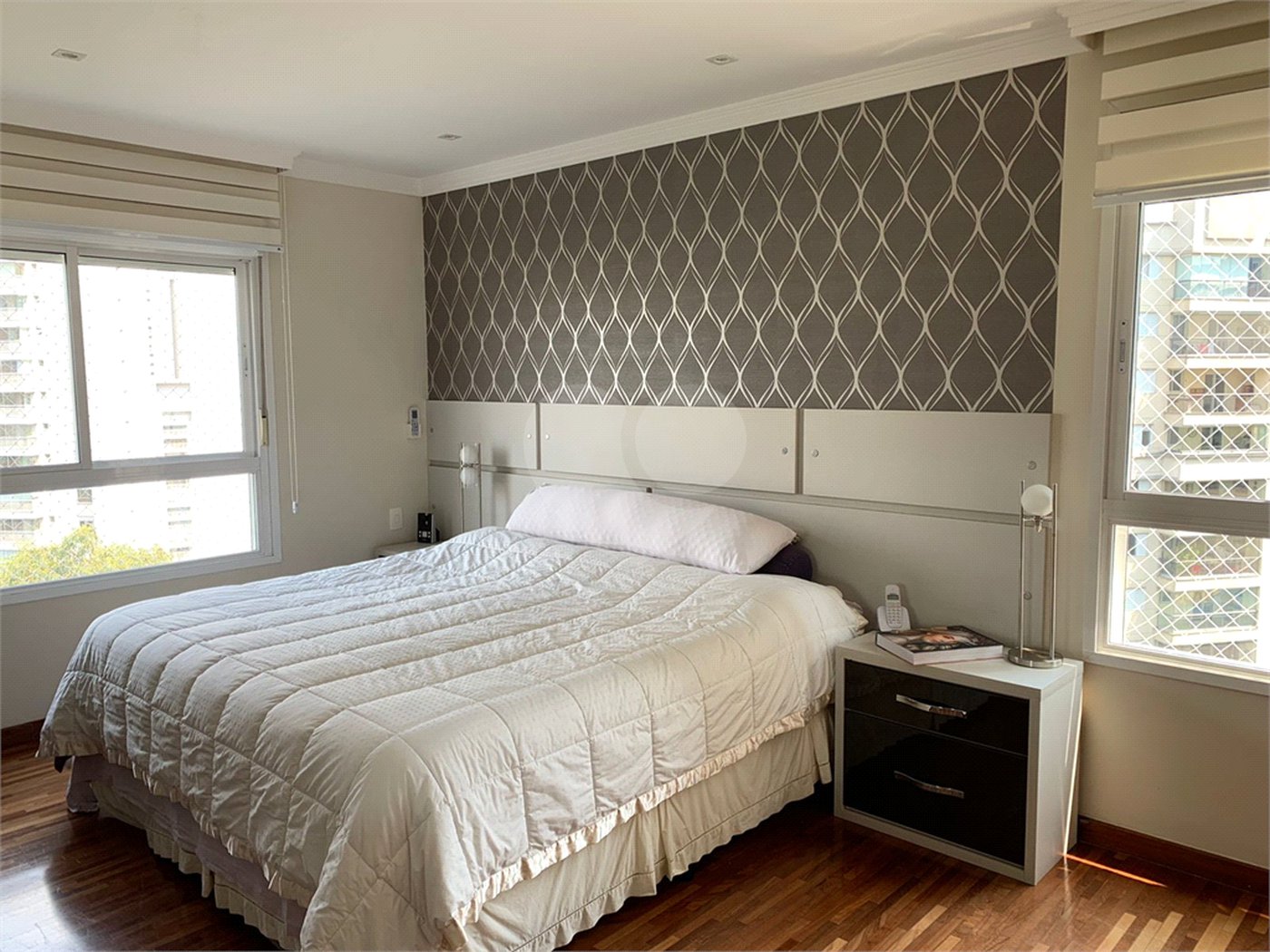 Apartamento à venda com 4 quartos, sendo 3 suítes, em Vila Andrade, São Paulo, SP