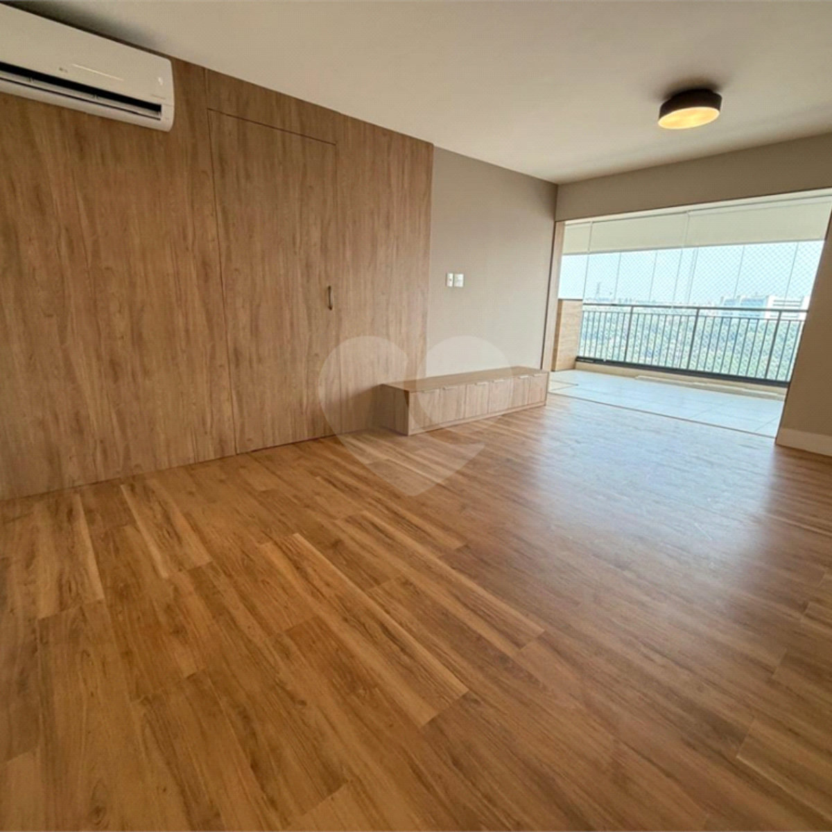 Apartamento à venda com 4 quartos, sendo 3 suítes, em Santo Amaro, São Paulo, SP