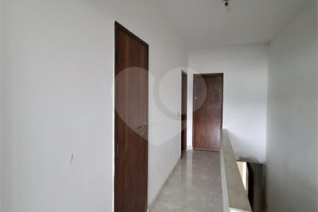 Casa à venda com 6 quartos, sendo 1 suíte,  em Vila Vitória, Mogi das Cruzes, SP