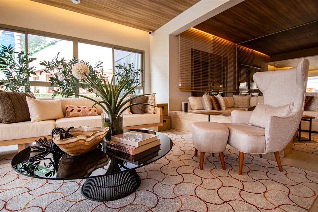 Apartamento à venda com 3 suítes em Vila Romana, São Paulo, SP