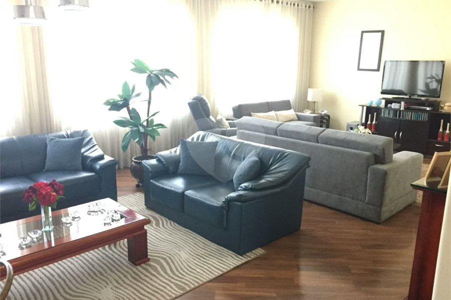Casa Térrea à venda com 3 quartos, sendo 1 suíte,  em Tremembé, São Paulo, SP