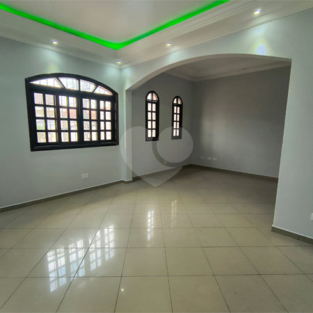 Sobrado à venda com 3 quartos, sendo 1 suíte, em Jardim D'abril, Osasco, SP