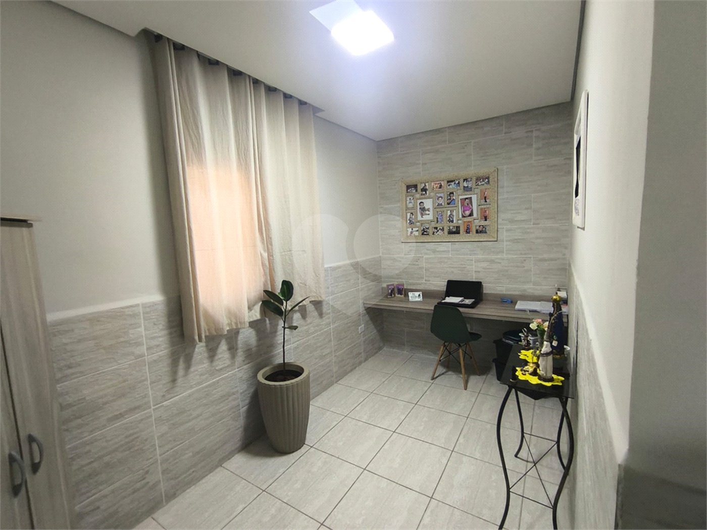 Casa à venda com 2 quartos, sendo 1 suíte, em Jardim Cacique, Suzano, SP
