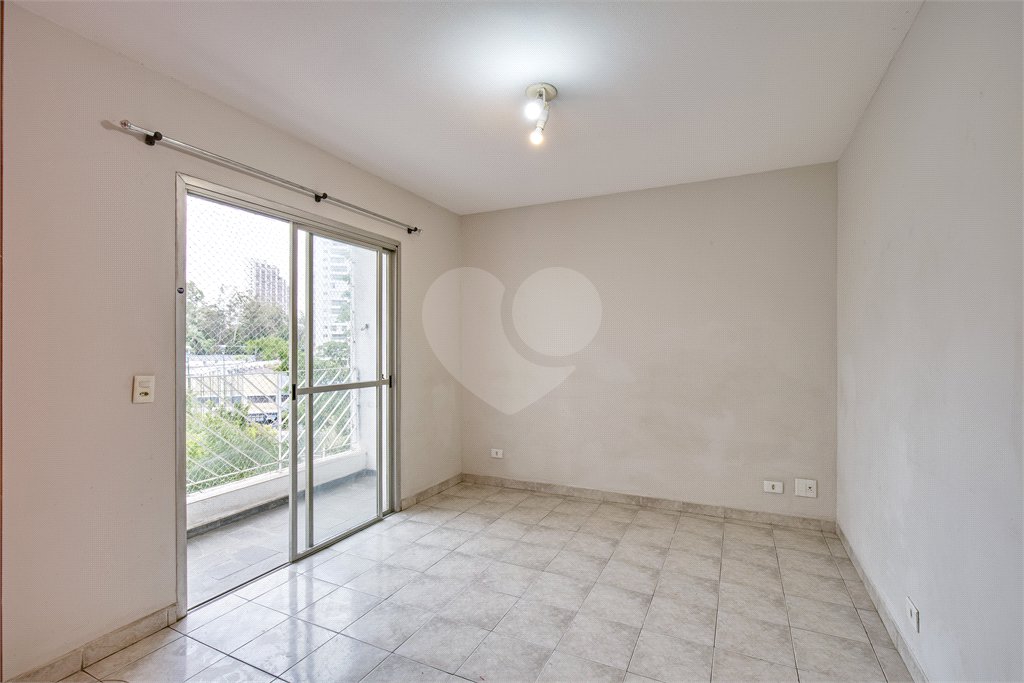 Apartamento à venda com 3 quartos em Jardim Marajoara, São Paulo, SP