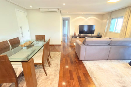 Apartamento à venda com 3 suítes em Santa Teresinha, São Paulo, SP