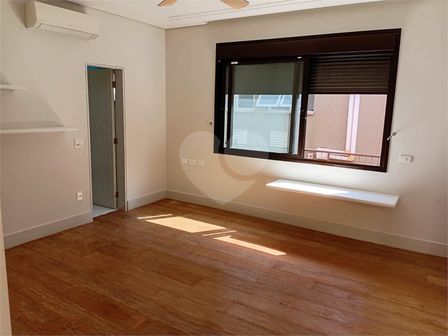 Casa de Vila à venda com 4 suítes em Granja Julieta, São Paulo, SP