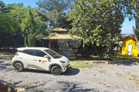 Chácara à venda com 3 suítes em Vila Xisto, São Miguel Arcanjo, SP