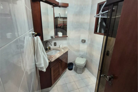 Casa à venda com 4 quartos, sendo 3 suítes,  em Planalto Paulista, São Paulo, SP