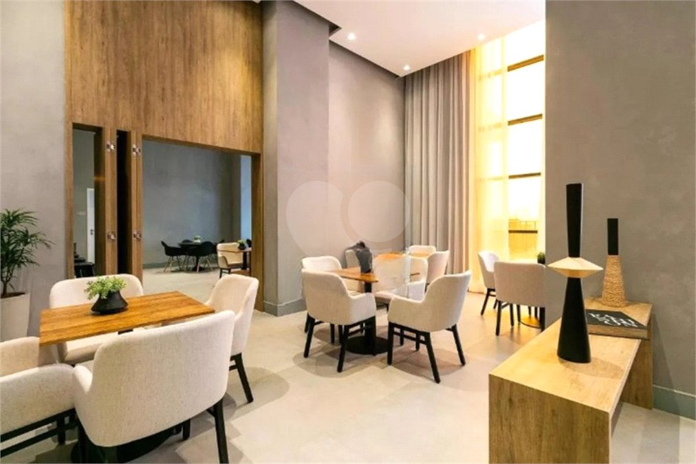 Apartamento à venda com 2 quartos, sendo 1 suíte,  em Vila Esperança, São Paulo, SP