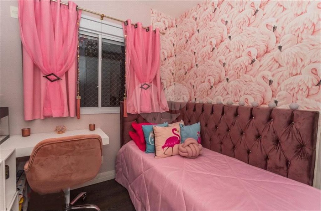 Apartamento à venda com 3 quartos, sendo 1 suíte,  em Vila Anastácio, São Paulo, SP