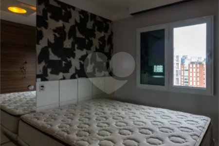 Cobertura à venda com 3 suítes em Vila Olímpia, São Paulo, SP