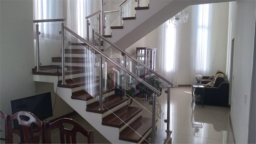 Casa à venda com 3 suítes no condomínio Damha III, São Carlos - SP