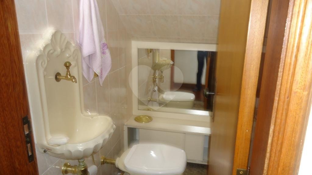 Sobrado à venda com 3 quartos, sendo 1 suíte, em Vila Paulicéia, São Paulo, SP