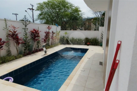 Casa à venda com 3 suítes no condomínio Bella Cittá - Villaggio II, Mogi das Cruzes - SP