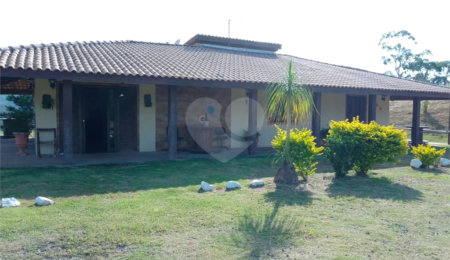 Chácara à venda com 2 quartos em Recanto das Acácias, São Roque, SP