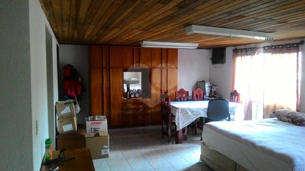 Sobrado à venda com 3 quartos em Tremembé, São Paulo, SP