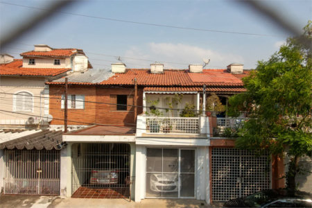 Sobrado à venda com 3 quartos, sendo 1 suíte, em Jardim Ester, São Paulo, SP