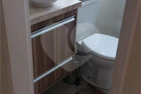 Apartamento com 2 dormitórios