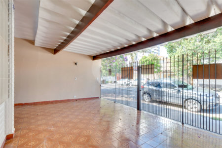 Sobrado à venda com 4 quartos, sendo 1 suíte, em Vila Mascote, São Paulo, SP
