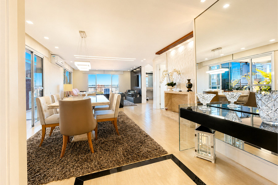 Apartamento à venda com 3 suítes em Parada Inglesa, São Paulo, SP