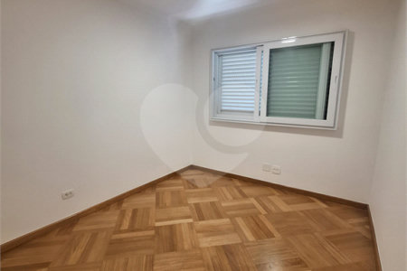 Apartamento à venda com 3 quartos, sendo 1 suíte, em Paraíso do Morumbi, São Paulo, SP