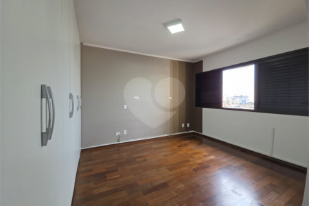 Apartamento à venda com 3 quartos, sendo 2 suítes, no Centro, Sorocaba, SP