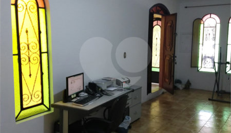 Sobrado à venda com 3 quartos, sendo 1 suíte,  em Conjunto Residencial Vista Verde, São Paulo, SP
