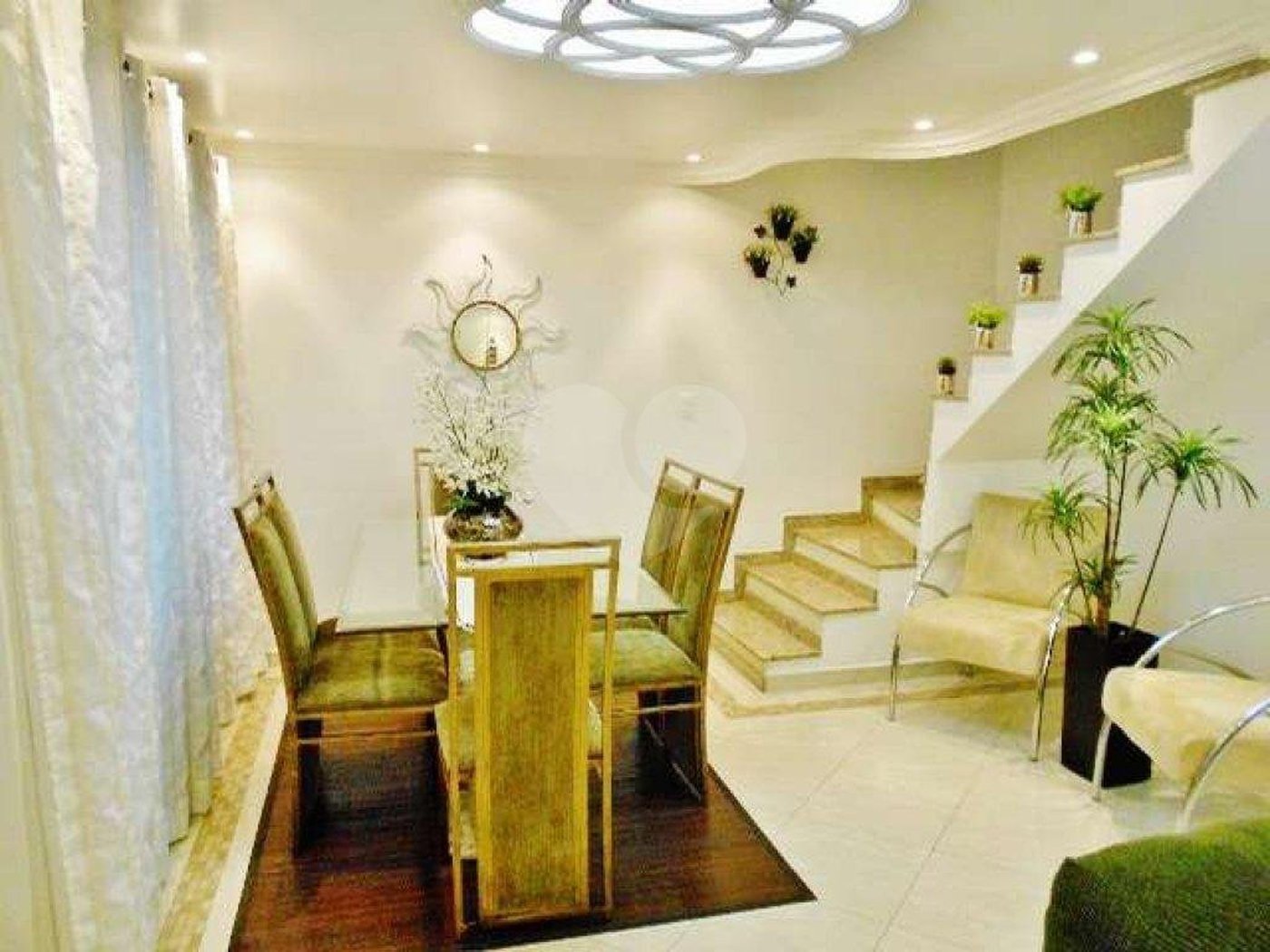 Casa à venda com 3 quartos, sendo 1 suíte, no condomínio Villaggio Di Firenze, São Paulo - SP